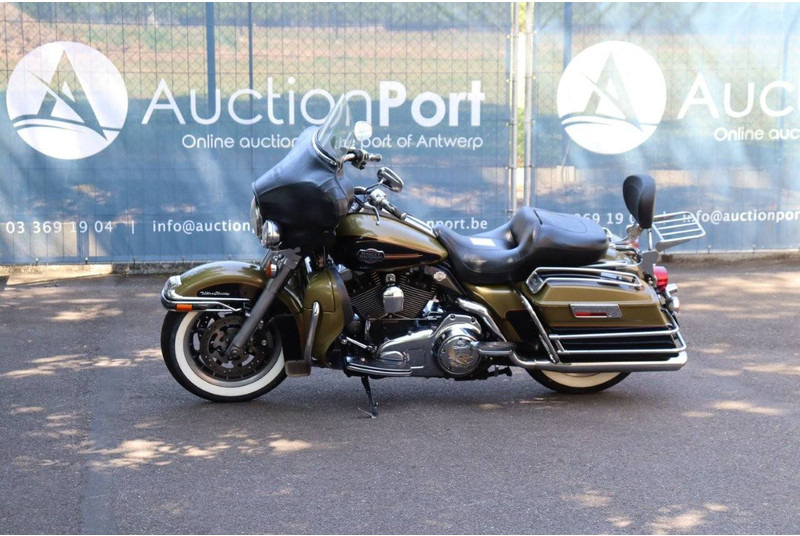 Harley-Davidson Ultra Classic - Мотоциклет: снимка 1 Harley-Davidson Ultra Classic - Мотоциклет: снимка 1