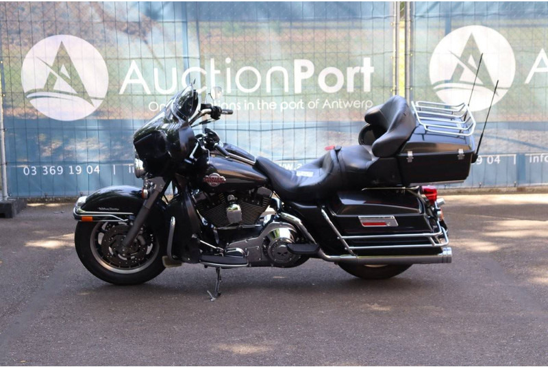Harley-Davidson Ultra Classic - Мотоциклет: снимка 2 Harley-Davidson Ultra Classic - Мотоциклет: снимка 2
