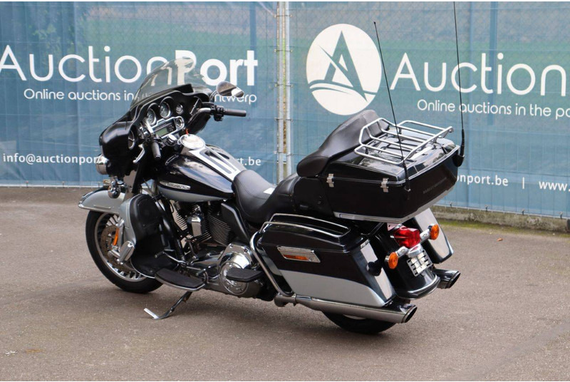 Harley-Davidson Ultra Classic - Мотоциклет: снимка 3 Harley-Davidson Ultra Classic - Мотоциклет: снимка 3