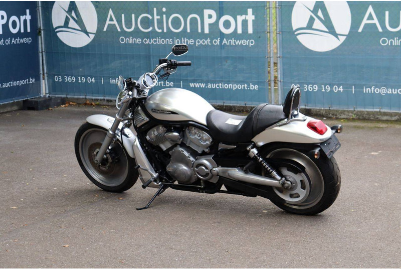 Harley-Davidson V-Rod VRSC - Мотоциклет: снимка 3 Harley-Davidson V-Rod VRSC - Мотоциклет: снимка 3