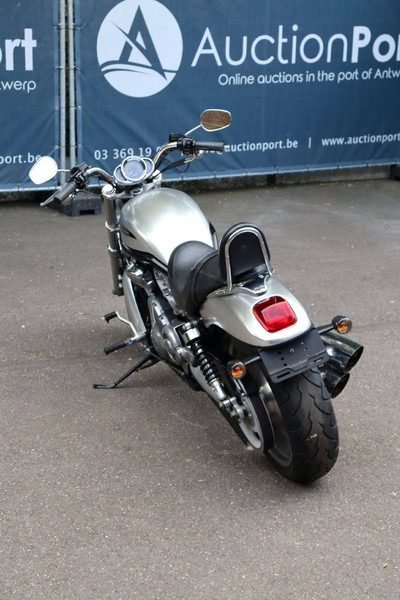 Harley-Davidson V-Rod VRSC - Мотоциклет: снимка 4 Harley-Davidson V-Rod VRSC - Мотоциклет: снимка 4