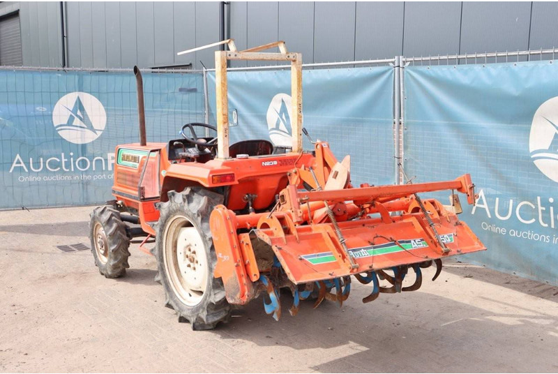 Hinomoto N239 - Трактор: снимка 3 Hinomoto N239 - Трактор: снимка 3