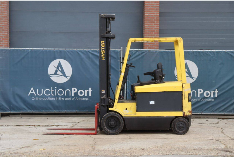 Hyster E3.00XM - Електрокар: снимка 2 Hyster E3.00XM - Електрокар: снимка 2