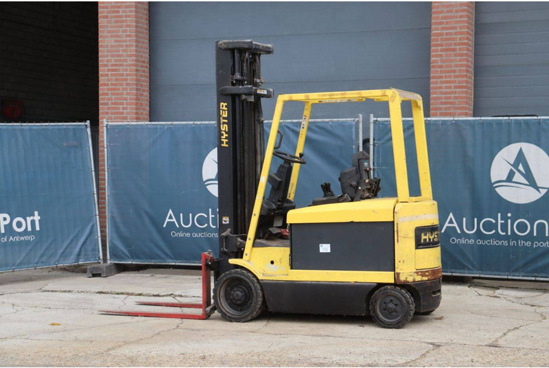 Hyster E3.00XM - Електрокар: снимка 3 Hyster E3.00XM - Електрокар: снимка 3