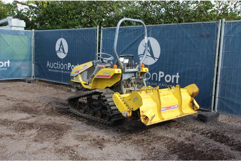 Iseki TPC 15 Piccoro - Трактор: снимка 3 Iseki TPC 15 Piccoro - Трактор: снимка 3