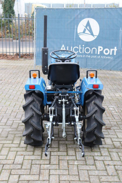 Iseki TU1400F - Трактор: снимка 5 Iseki TU1400F - Трактор: снимка 5