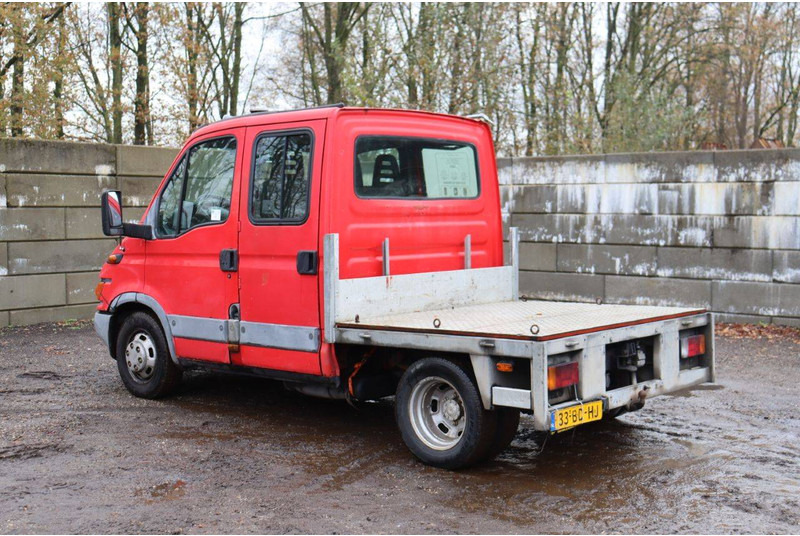 Iveco Daily 40C 40C - Товарен бус: снимка 3 Iveco Daily 40C 40C - Товарен бус: снимка 3