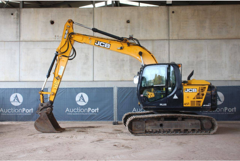 JCB JS130LC - Верижен багер: снимка 2 JCB JS130LC - Верижен багер: снимка 2