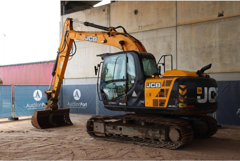 JCB JS131LC - Верижен багер: снимка 4 JCB JS131LC - Верижен багер: снимка 4