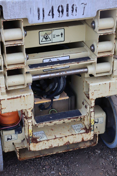 Ножична работна платформа JLG 1930ES: снимка 14