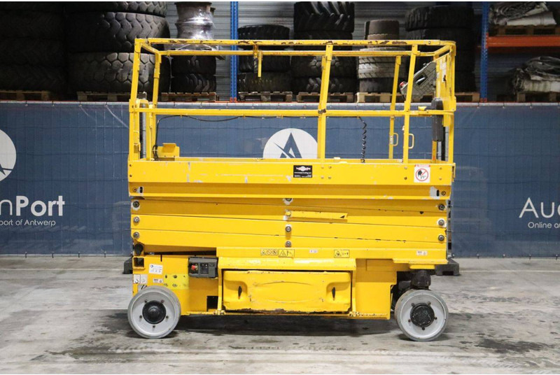 JLG 2646ES - Ножична работна платформа: снимка 2 JLG 2646ES - Ножична работна платформа: снимка 2