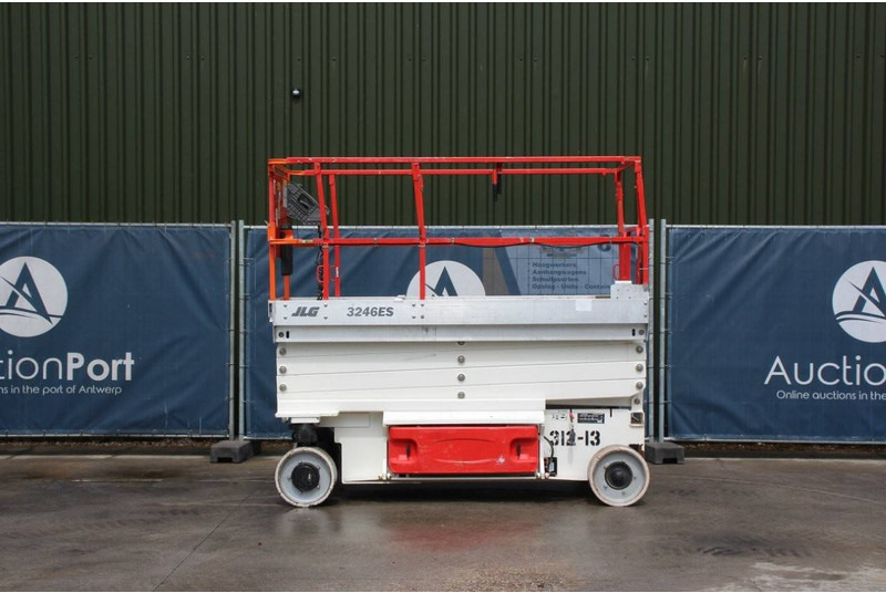 JLG 3246ES - Ножична работна платформа: снимка 2 JLG 3246ES - Ножична работна платформа: снимка 2