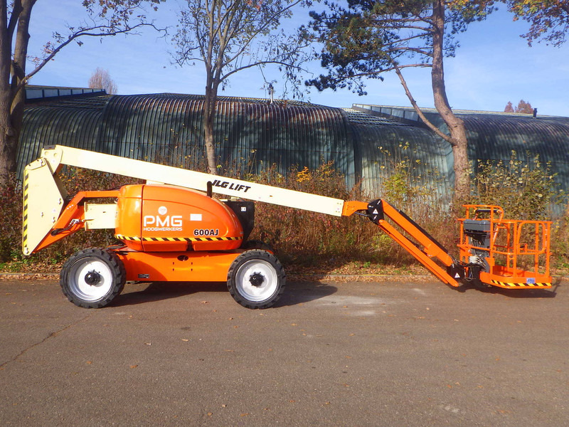 JLG 600AJ - Артикулираща платформа: снимка 1 JLG 600AJ - Артикулираща платформа: снимка 1