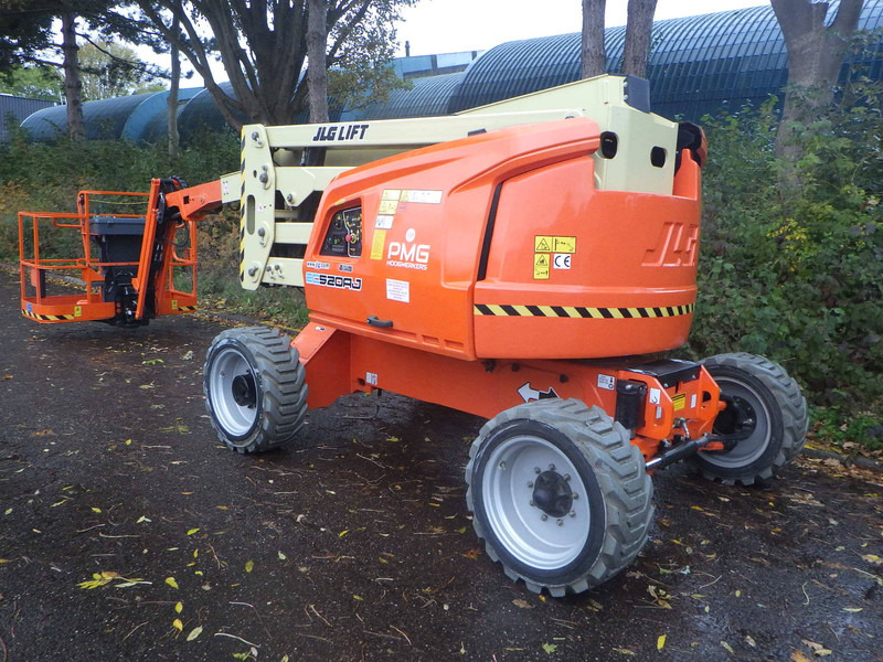JLG EC520AJ - Артикулираща платформа: снимка 2 JLG EC520AJ - Артикулираща платформа: снимка 2