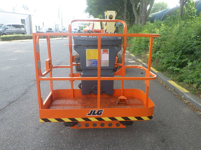 JLG M450AJ - Телескопична платформа: снимка 4 JLG M450AJ - Телескопична платформа: снимка 4