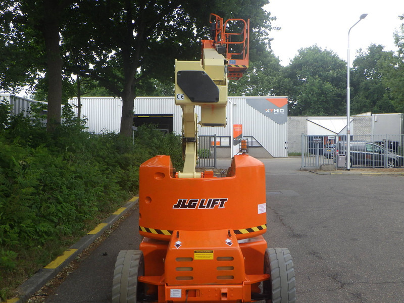 Телескопична платформа JLG M450AJ: снимка 9 Телескопична платформа JLG M450AJ: снимка 9