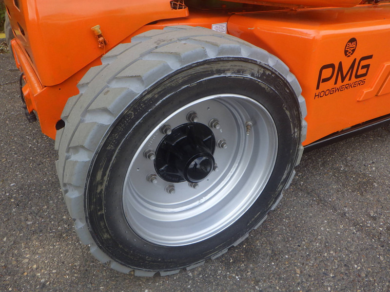 Телескопична платформа JLG M450AJ: снимка 8 Телескопична платформа JLG M450AJ: снимка 8
