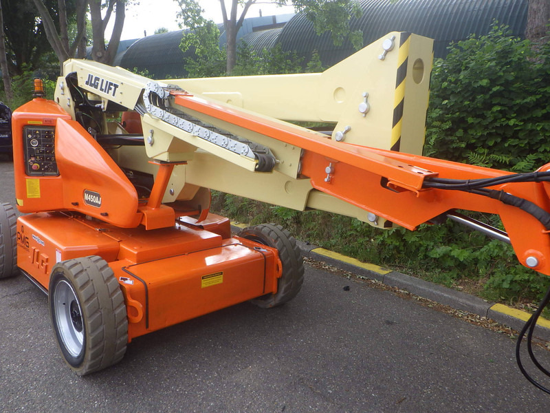 Телескопична платформа JLG M450AJ: снимка 11 Телескопична платформа JLG M450AJ: снимка 11
