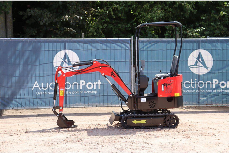 JPC HT12 - Мини багер: снимка 1 JPC HT12 - Мини багер: снимка 1