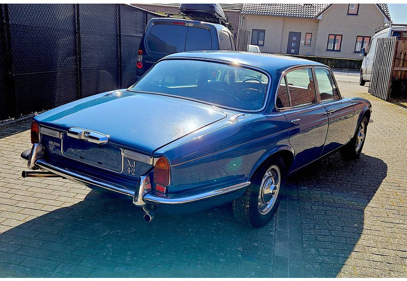 Jaguar XJ 4.2 Manual 4-Speed Overdrive - Седан: снимка 3 Jaguar XJ 4.2 Manual 4-Speed Overdrive - Седан: снимка 3