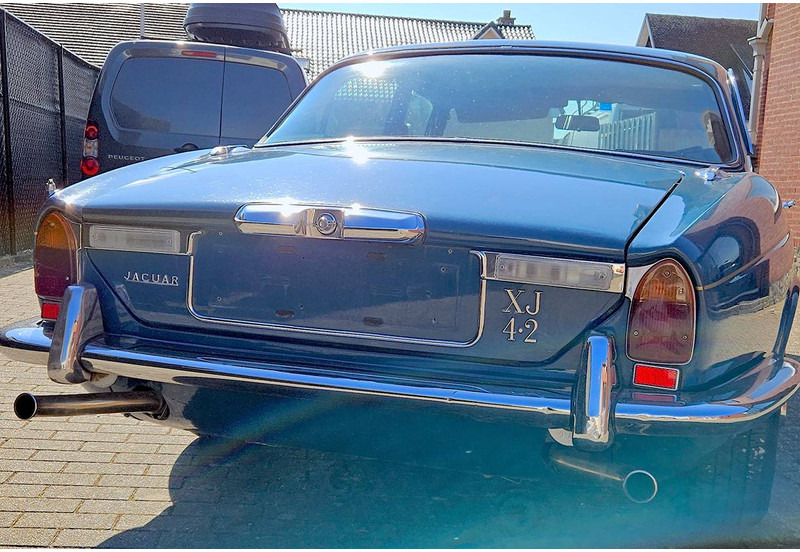 Jaguar XJ 4.2 Manual 4-Speed Overdrive - Седан: снимка 5 Jaguar XJ 4.2 Manual 4-Speed Overdrive - Седан: снимка 5