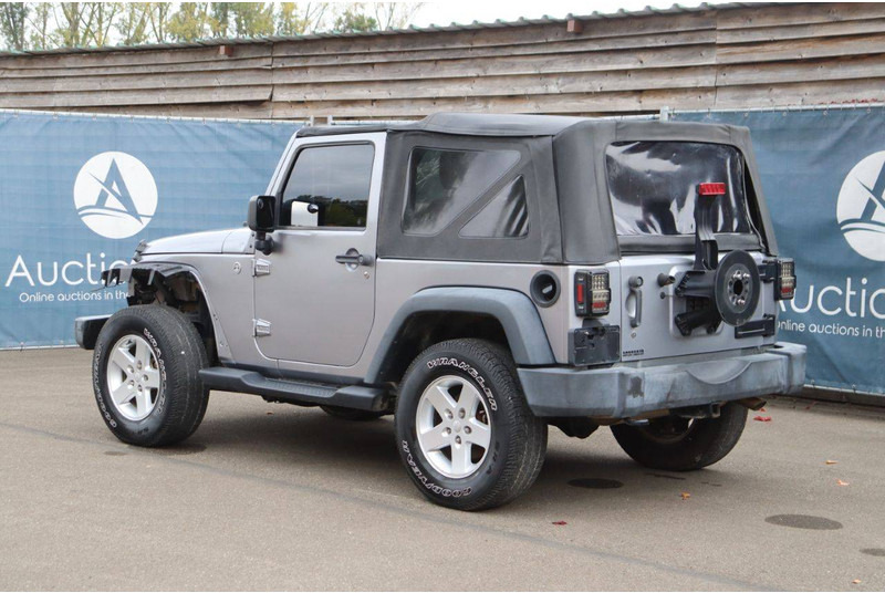 Jeep Wrangler Sport - Джип: снимка 4 Jeep Wrangler Sport - Джип: снимка 4