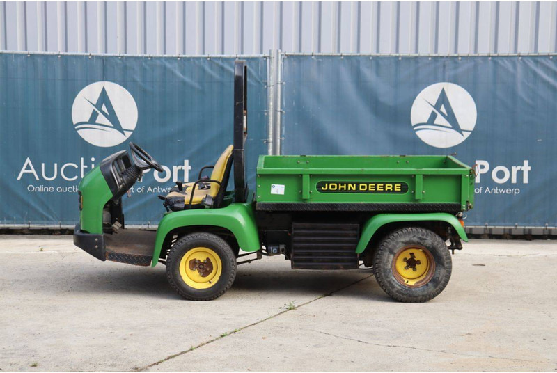 John Deere 2030A - Голф количка: снимка 2 John Deere 2030A - Голф количка: снимка 2