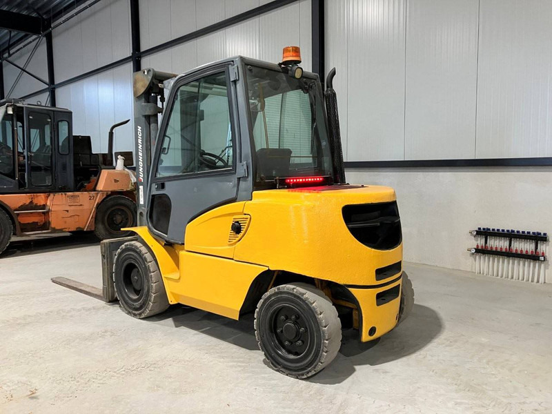 Jungheinrich DFG 545 - Дизелов мотокар: снимка 3 Jungheinrich DFG 545 - Дизелов мотокар: снимка 3