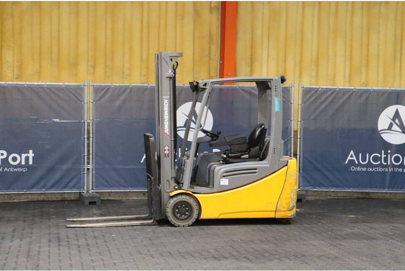 Jungheinrich EFG 216 - Електрокар: снимка 1 Jungheinrich EFG 216 - Електрокар: снимка 1