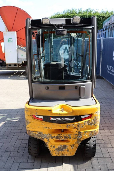 Jungheinrich EFG 316 - Електрокар: снимка 5 Jungheinrich EFG 316 - Електрокар: снимка 5
