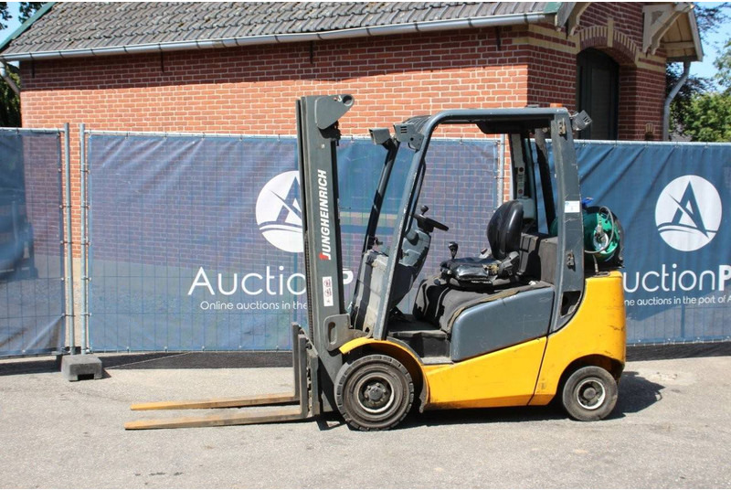 Jungheinrich SH 4-980 - Газокар: снимка 1 Jungheinrich SH 4-980 - Газокар: снимка 1