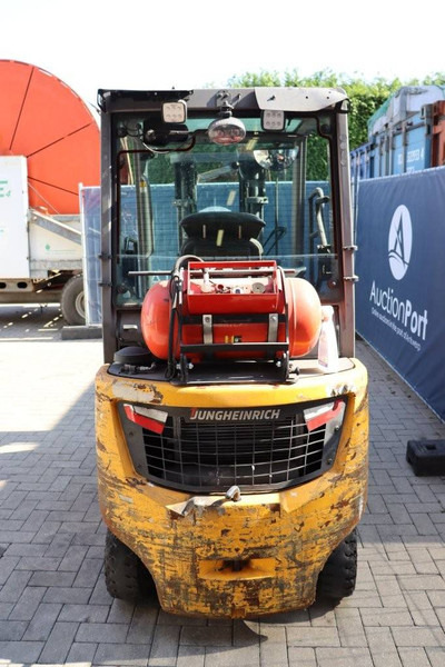 Jungheinrich TFG 320s - Газокар: снимка 5 Jungheinrich TFG 320s - Газокар: снимка 5