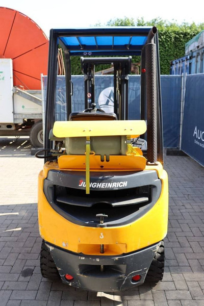 Jungheinrich TFG16 - Газокар: снимка 5 Jungheinrich TFG16 - Газокар: снимка 5