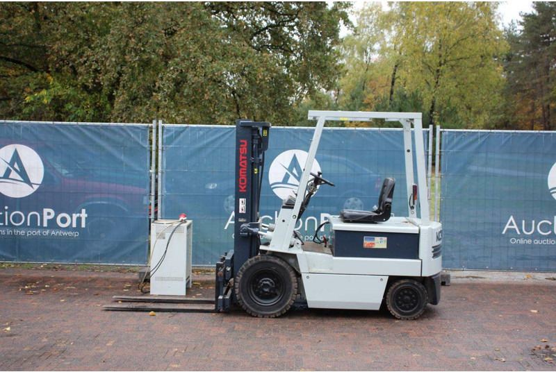 Komatsu FB20-3 - Електрокар: снимка 2 Komatsu FB20-3 - Електрокар: снимка 2