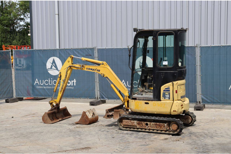 Komatsu PC18MR - Мини багер: снимка 3 Komatsu PC18MR - Мини багер: снимка 3