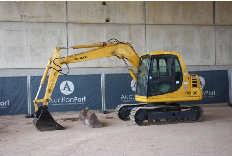 Komatsu PC60-7 - Верижен багер: снимка 1 Komatsu PC60-7 - Верижен багер: снимка 1