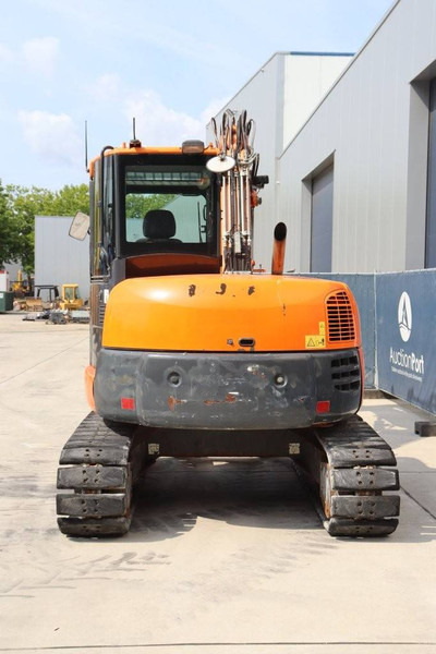 Komatsu PC80MR-3 - Верижен багер: снимка 5 Komatsu PC80MR-3 - Верижен багер: снимка 5