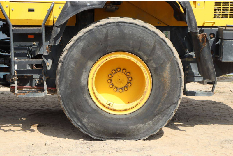 Колесен товарач Komatsu WA270-8E0: снимка 18 Колесен товарач Komatsu WA270-8E0: снимка 18