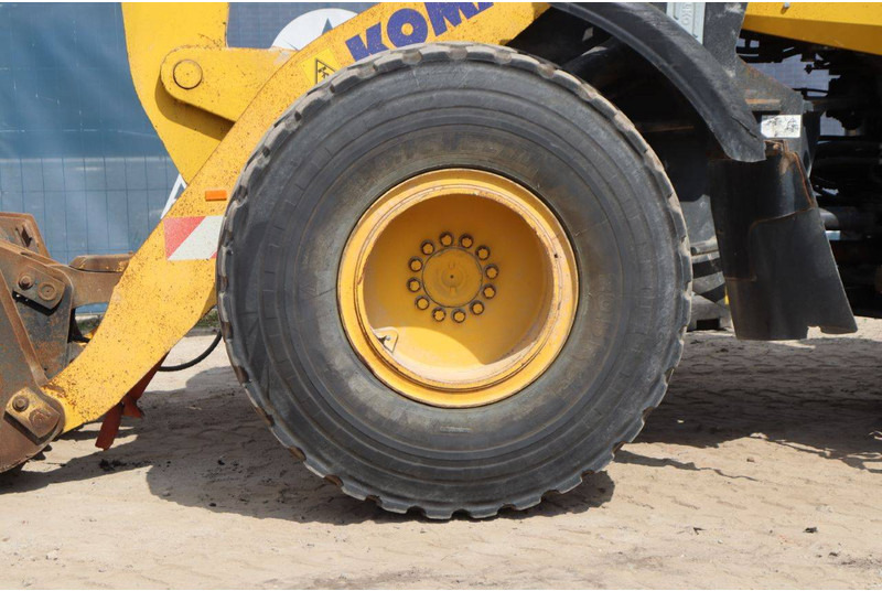 Колесен товарач Komatsu WA270-8E0: снимка 17 Колесен товарач Komatsu WA270-8E0: снимка 17
