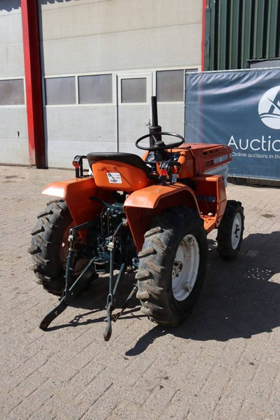 Kubota B1400 - Трактор: снимка 5 Kubota B1400 - Трактор: снимка 5