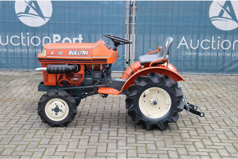 Kubota B5001 - Трактор: снимка 2 Kubota B5001 - Трактор: снимка 2