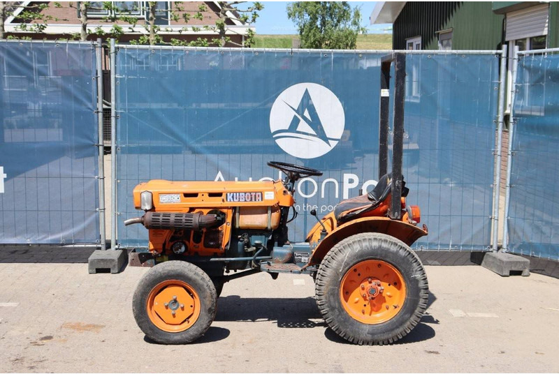Kubota B6100 D - Трактор: снимка 2 Kubota B6100 D - Трактор: снимка 2