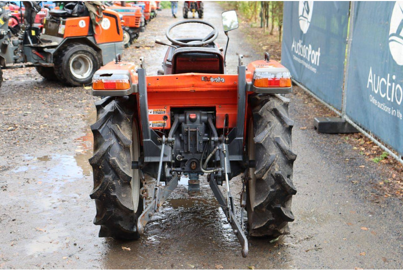 Kubota GL240 - Трактор: снимка 5 Kubota GL240 - Трактор: снимка 5