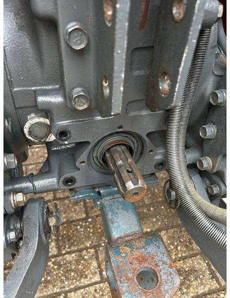 Kubota GL240 - Трактор: снимка 5 Kubota GL240 - Трактор: снимка 5