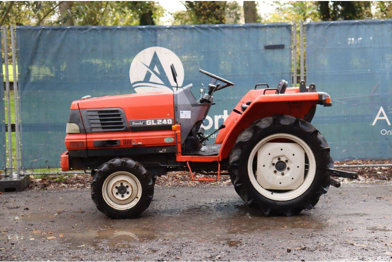 Kubota GL240 - Трактор: снимка 2 Kubota GL240 - Трактор: снимка 2