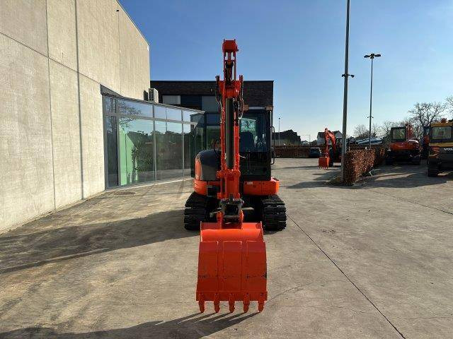 Kubota KX155-5 - Верижен багер: снимка 2 Kubota KX155-5 - Верижен багер: снимка 2