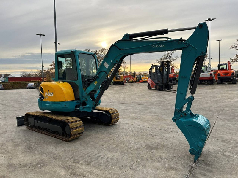 Kubota U50-3 - Верижен багер: снимка 3 Kubota U50-3 - Верижен багер: снимка 3