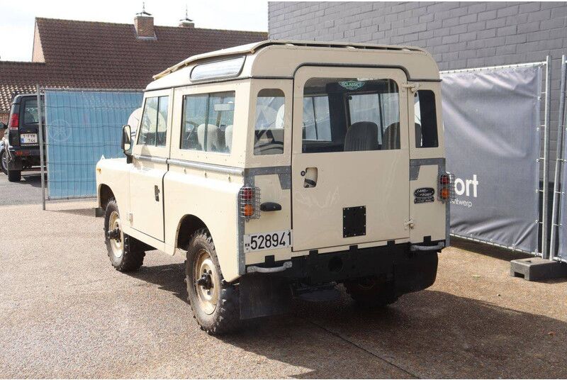 Land Rover Defender - Джип: снимка 4 Land Rover Defender - Джип: снимка 4
