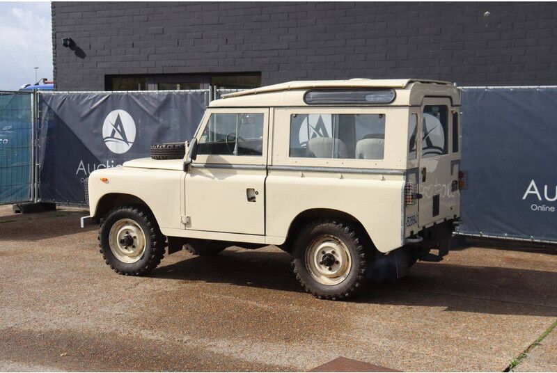 Land Rover Defender - Джип: снимка 3 Land Rover Defender - Джип: снимка 3