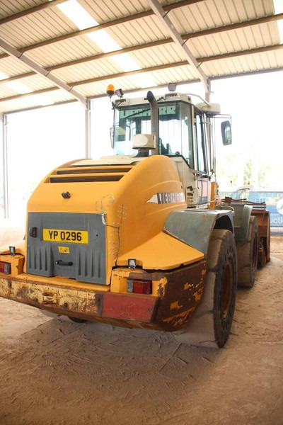 Liebherr L538 - Колесен товарач: снимка 5 Liebherr L538 - Колесен товарач: снимка 5